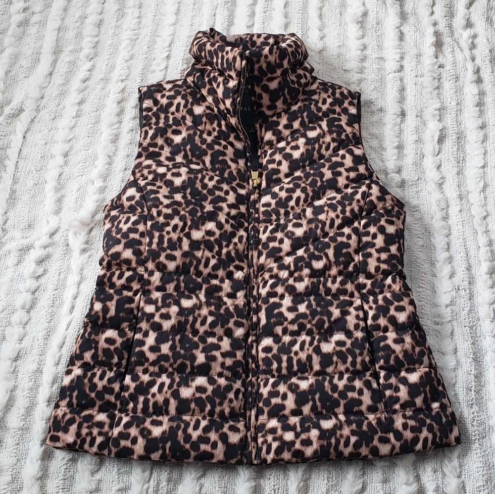 Talbots Leopard Print Down Filled Puffer Vest Pac… - image 2
